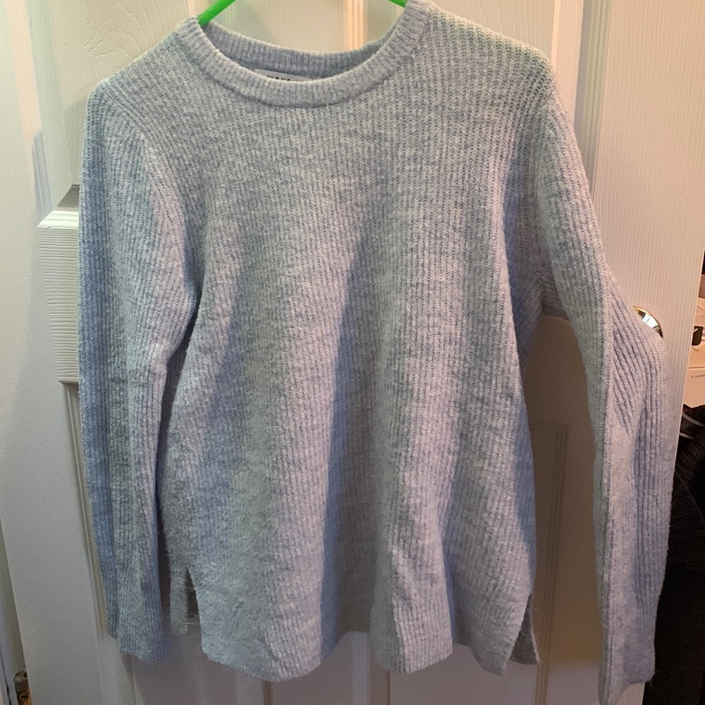 Old Navy long sleeve light blue sweater. Size medium.